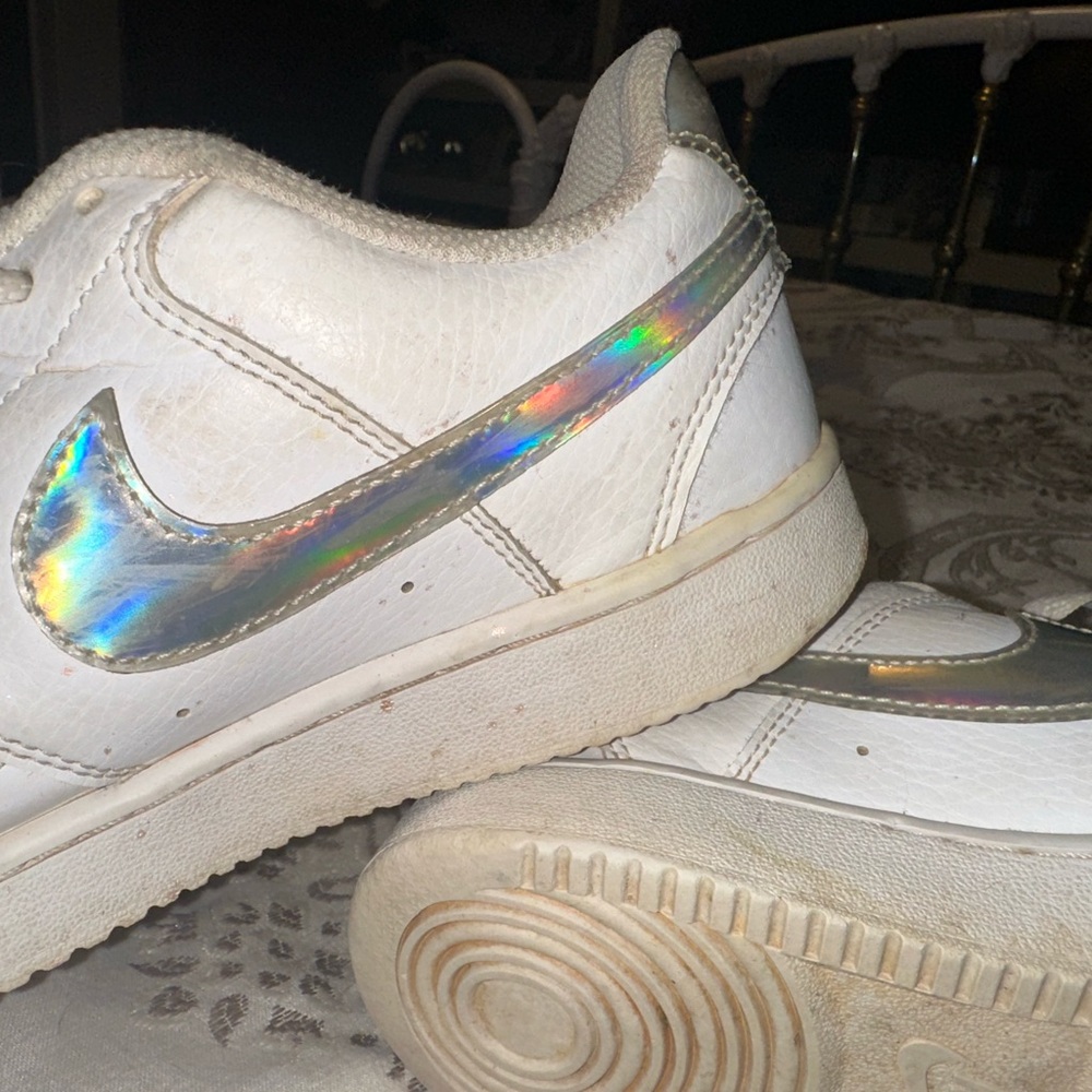 Nike Court Vision Low White Sneakers with Holographic Logo size 6.5 - Picture 2 of 9